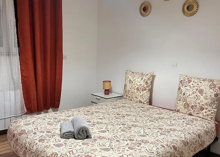 Apartament Avec 2 Jardin Prive Parking Gratuit